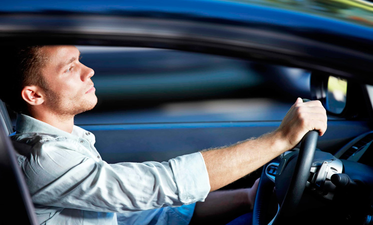Водители любят спешить на дороге, что повышает риск возникновения аварийных ситуаций